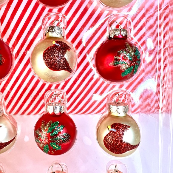 20 Christmas Mini Glass Ball Ornaments Red Cardinal Winter Flower Red Gold - Picture 7 of 8
